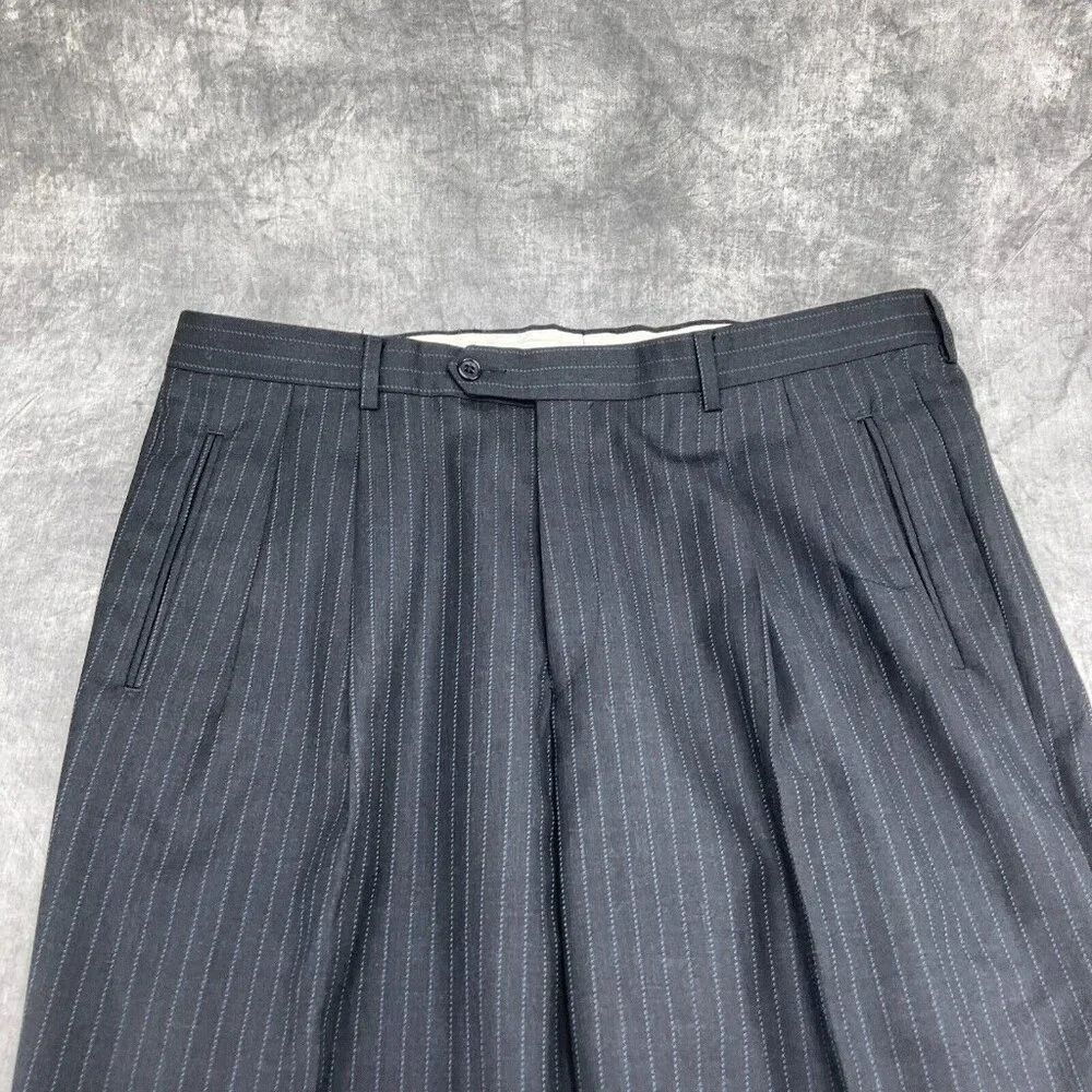 Luciano Carreli Uomo Difference Suit Men 44R 38W Gray Stripe Super 140s Wool VTG